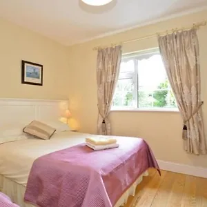 Bed & Breakfast Shanlin House, Galway