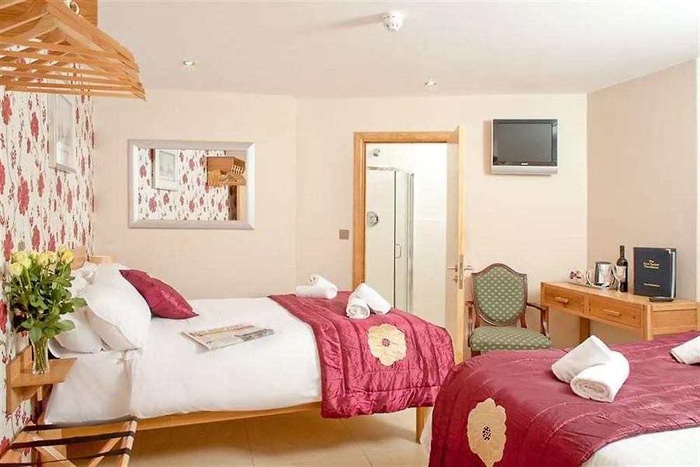 The Eyre Square Townhouse Hotel Galway 3*,